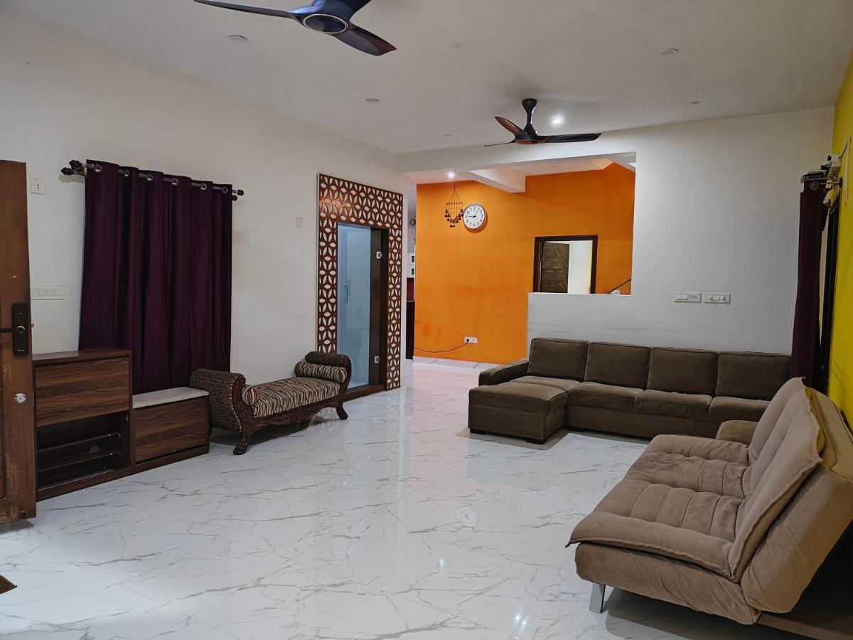 מייזור Beautiful 4Bhk Duplex Villa מראה חיצוני תמונה